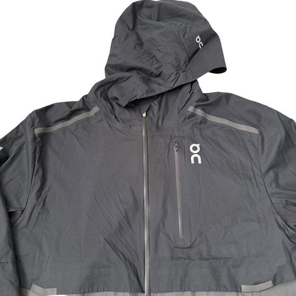 On Cloud Weather Jacket Lightweight Hooded, Black/Grey, Mens Size Medium - Picture 7 of 11